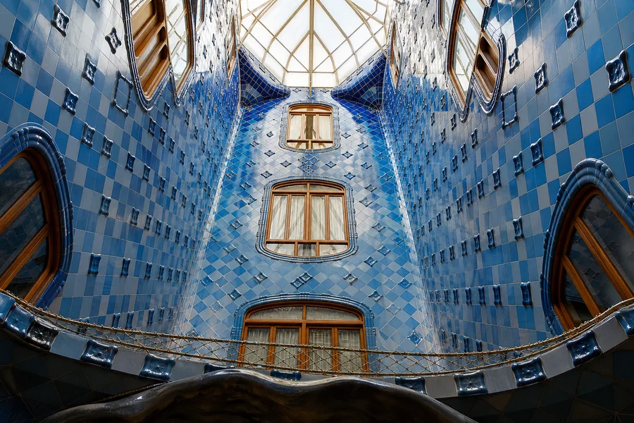 Blue tiled Light Well